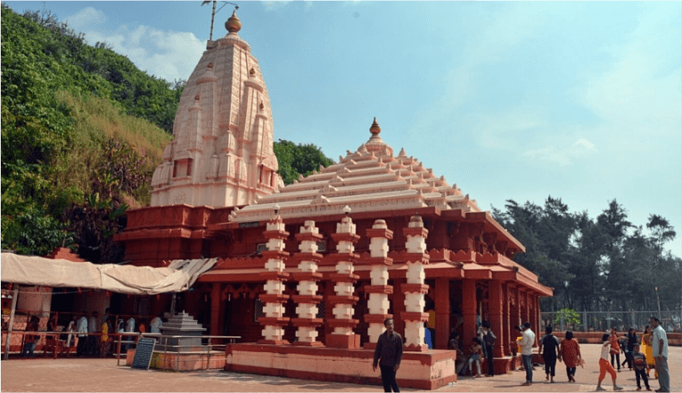 गणपतिपुले मंदिर रत्नागिरी (Ganpatipule Temple Ratnagiri)