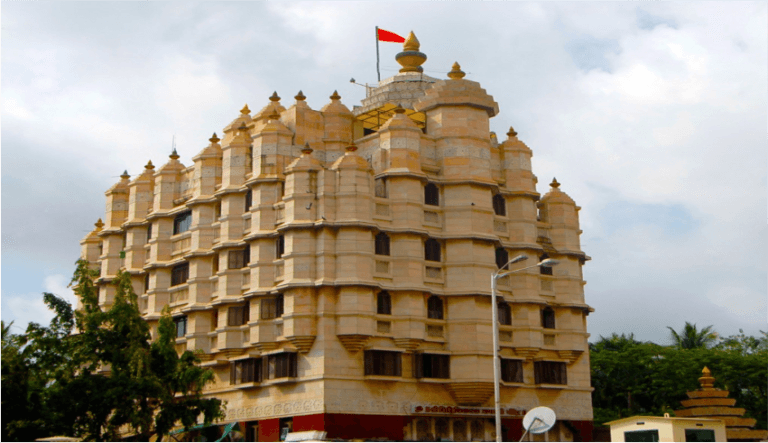 श्री सिद्धिविनायक मंदिर मुंबई (Siddhivinayak Temple Mumbai)